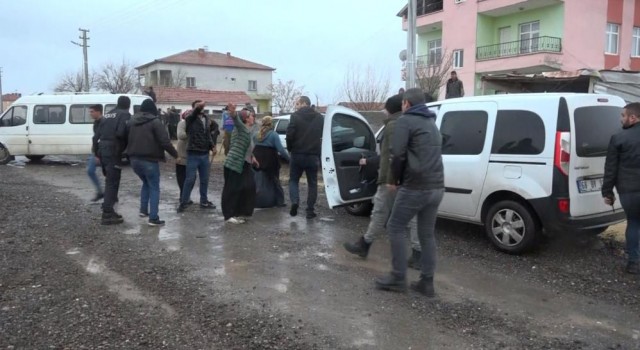 "Köpek Yumurtaları Yedi" Kavgasının Üçüncü Gününde Ortalık Savaş Alanına Döndü