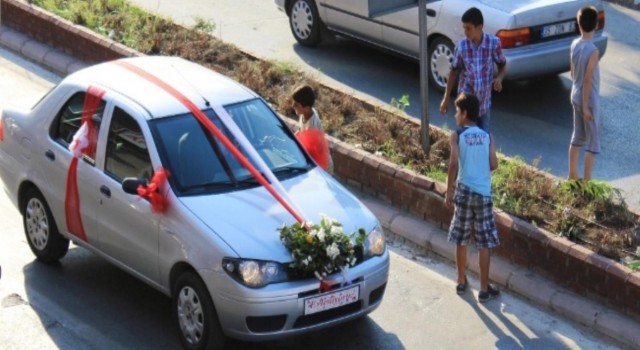 Trafiğin Çilesi Düğün Konvoyları