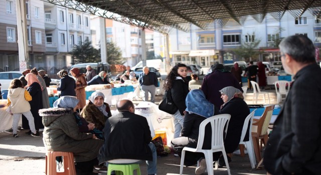 Hanımeli Pazarı Hak Ettiği İlgiye Kavuşuyor