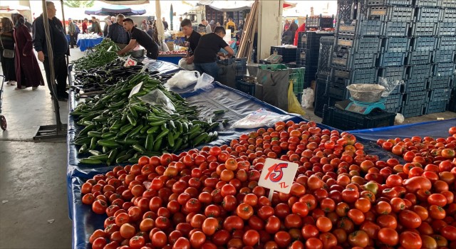 Semt Pazarları da Cep Yakıyor