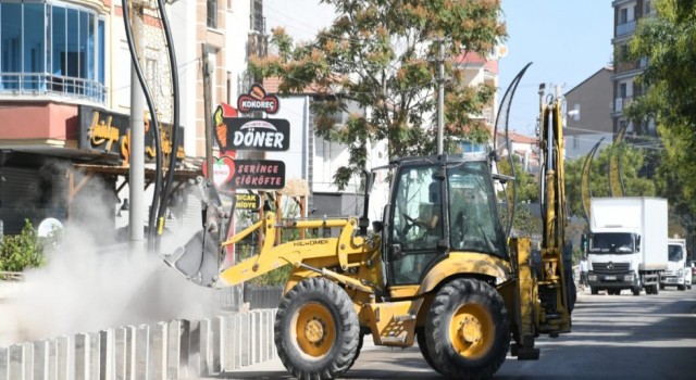 Acem Caddesine Tasarruflu Dokunuş