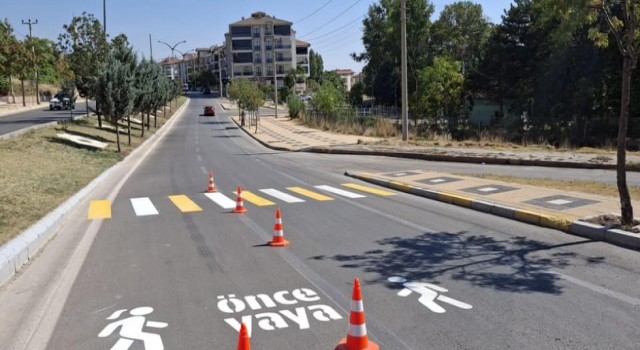 Aksaray Belediyesi “Önce Yaya” Diyerek Çizgileri Yeniliyor