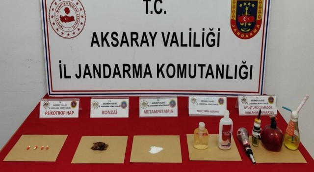 Jandarmanın Zehir Operasyonunda 3 Gözaltı