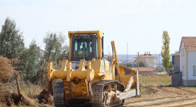 Yeni Yol Açma Çalışmaları Devam Ediyor