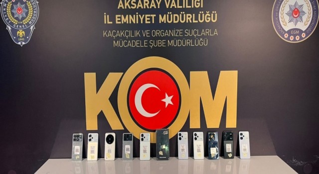 Gümrük Kaçağı Telefonları KOM Ele Geçirdi