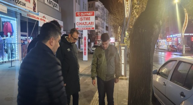 Başkan Dinçer, Çalışmaları Gece Gündüz Demeden Yerinde Takip Ediyor