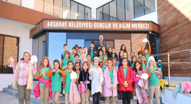 Bilim Meraklıları Sergiye Akın Ediyor